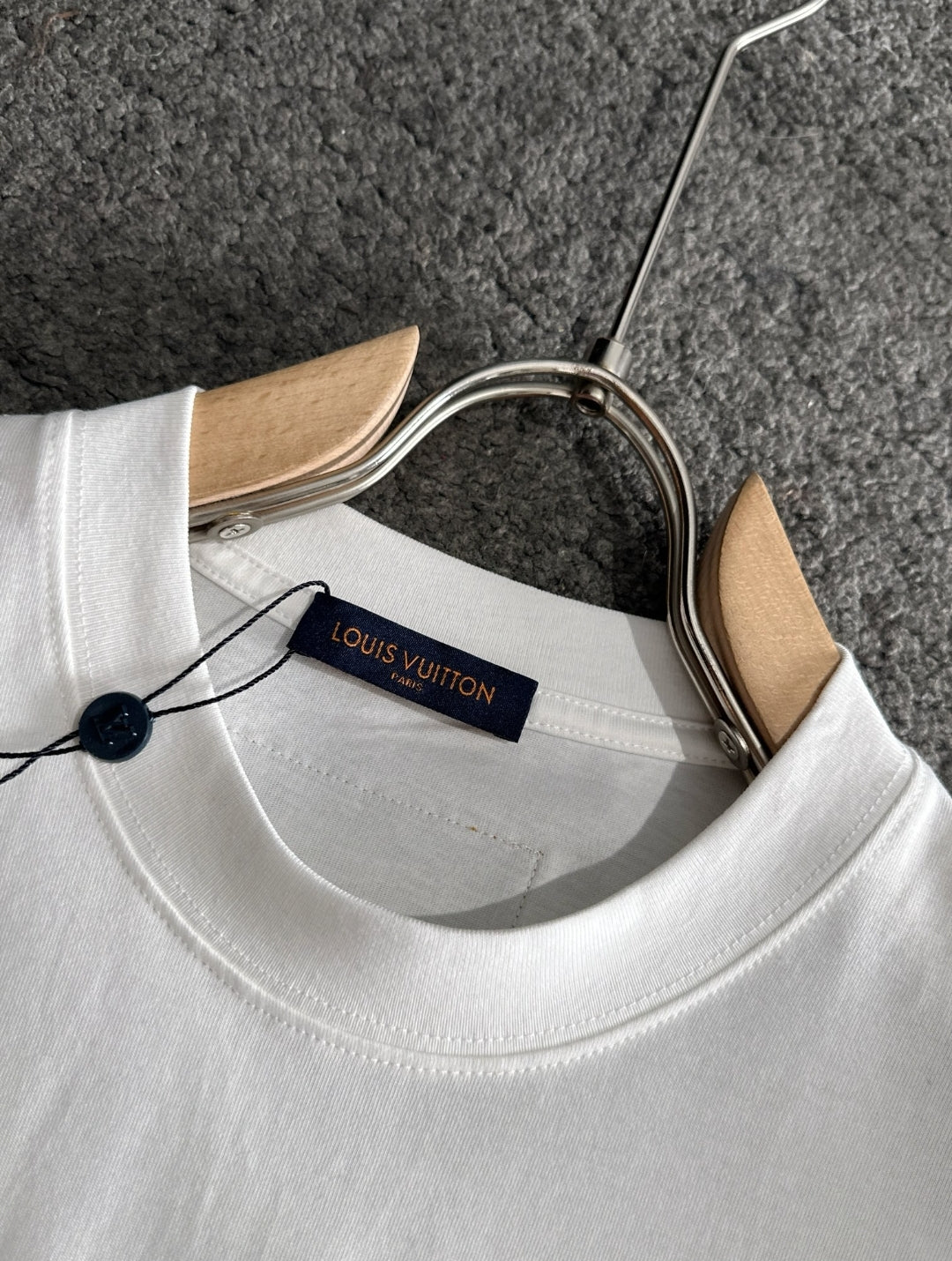 PLAYERA LOUIS VUITTON (CALIDAD 🇹🇷)