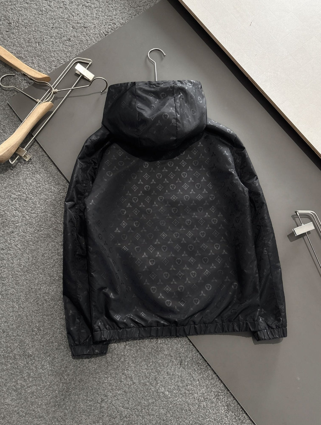 LOUIS VUITTON WIND BREAKER (Quality 🇹🇷)
