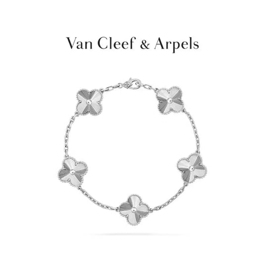 VAN CLEEF